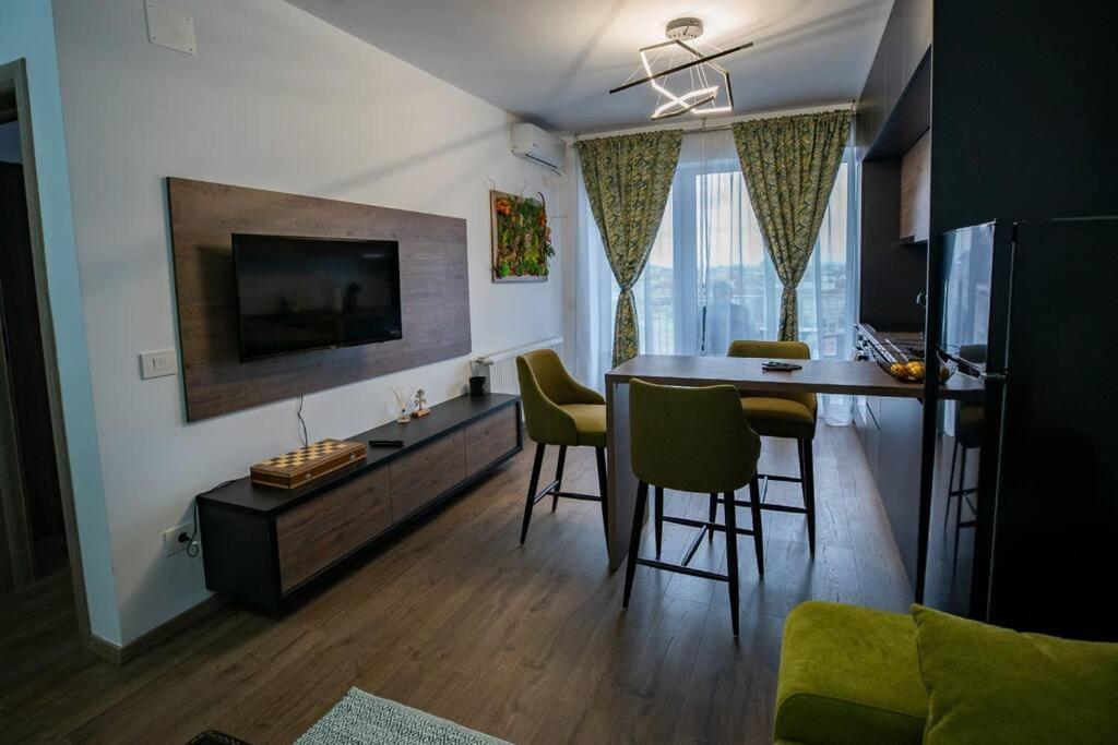 Sunrise Apartment Oradea Eksteriør billede
