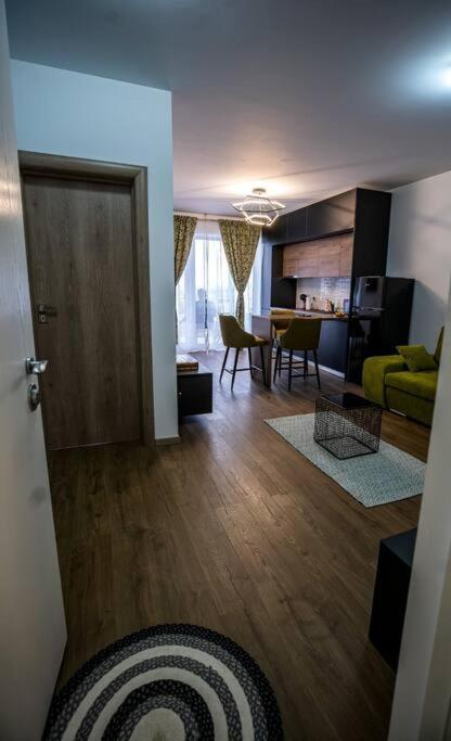 Sunrise Apartment Oradea Eksteriør billede
